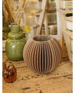 VASE BOULE EN CARTON
