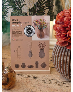 VASE BOULE EN CARTON