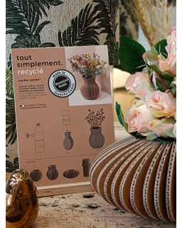 VASE OVALE EN CARTON