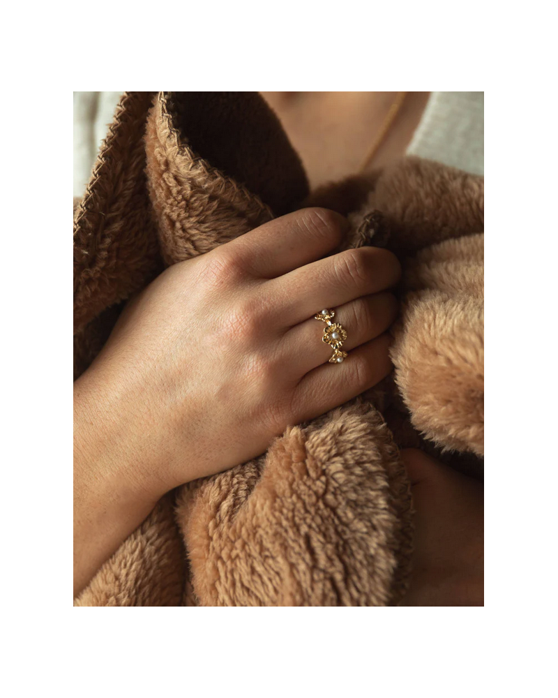 PLAID COZY MONOCHROME